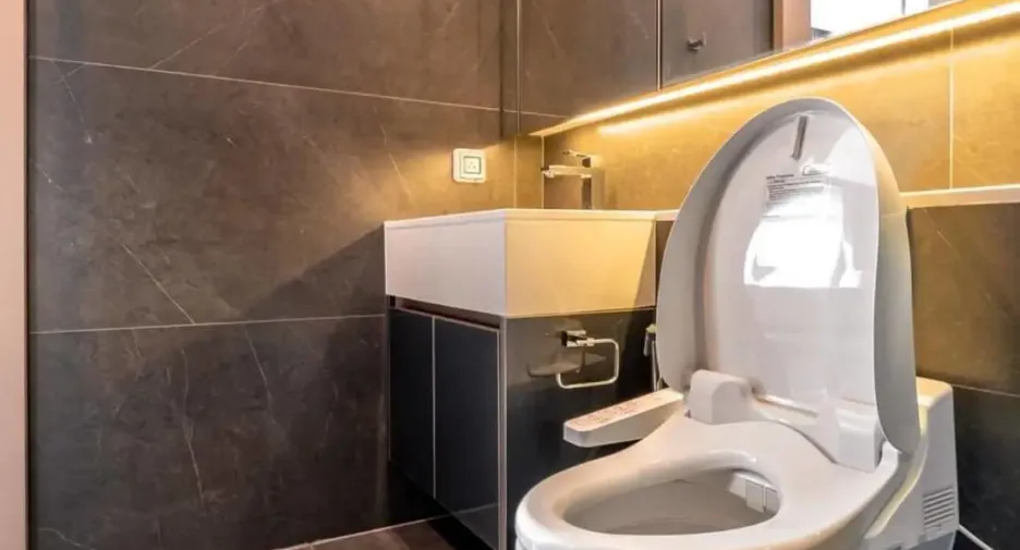For sale 1 bed condo in Watthana, Bangkok