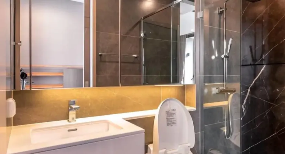 For sale 1 bed condo in Watthana, Bangkok