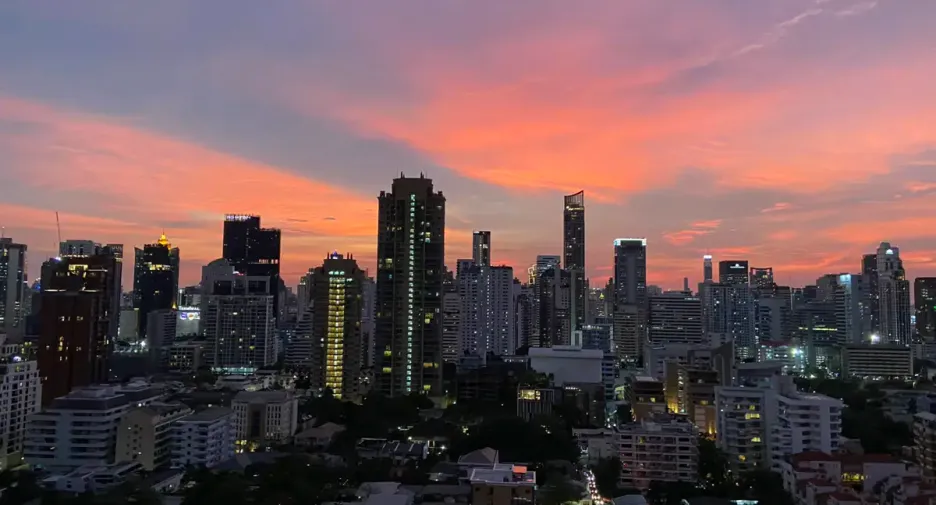 For rent and for sale 2 bedrooms condo in Watthana, Bangkok