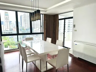 For rent 2 bedrooms condo in Watthana, Bangkok