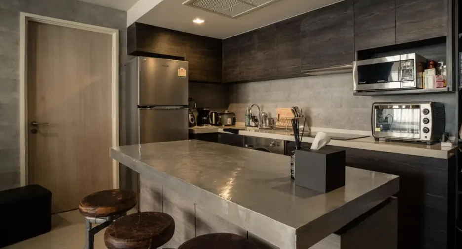 For sale 2 bedrooms condo in Watthana, Bangkok