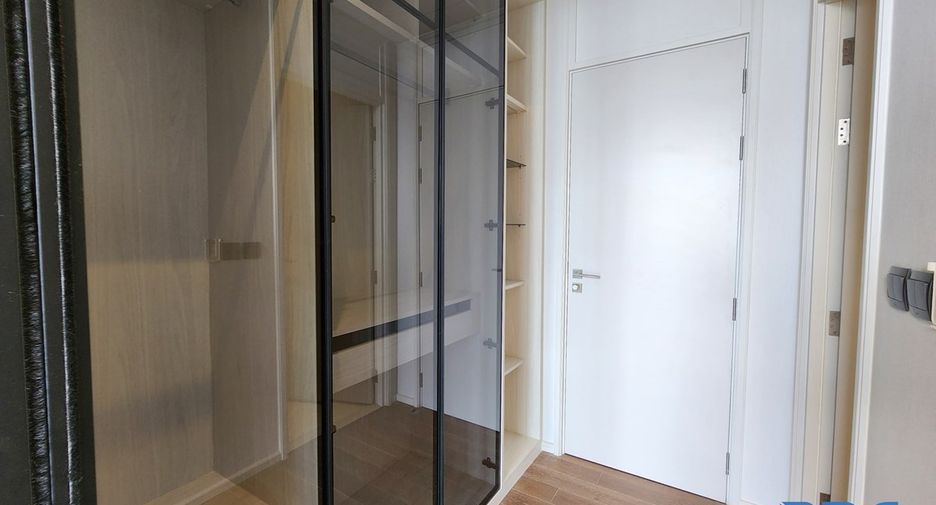For sale 3 bedrooms condo in Pathum Wan, Bangkok