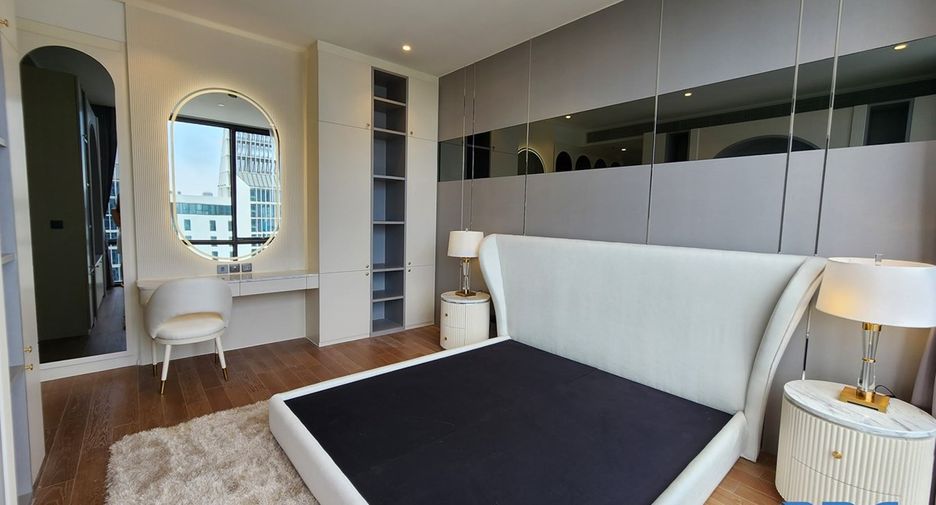 For sale 3 bedrooms condo in Pathum Wan, Bangkok
