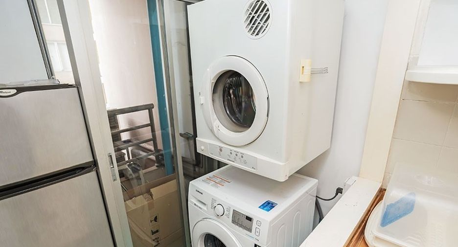 For sale 2 bedrooms condo in Pathum Wan, Bangkok