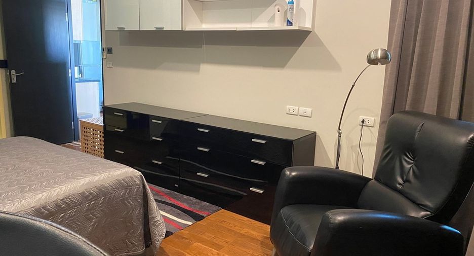 Wohnung zum Kauf mit 1 Zimmer in Pathum Wan, Bangkok