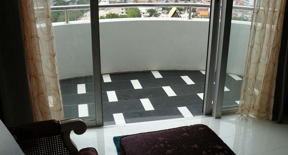 For sale 3 bedrooms condo in Sathon, Bangkok