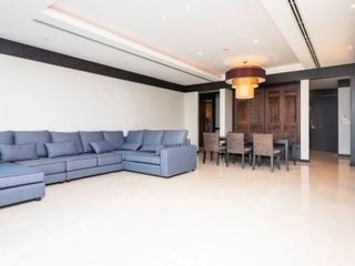 Condo en venta de 3 habitaciones en Sathon, Bangkok