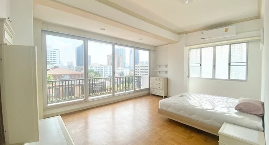 Wohnung zur Miete mit 3 Zimmer in Watthana, Bangkok