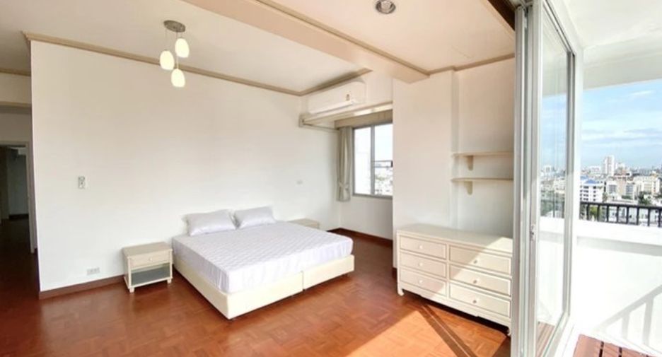 Wohnung zur Miete mit 3 Zimmer in Watthana, Bangkok
