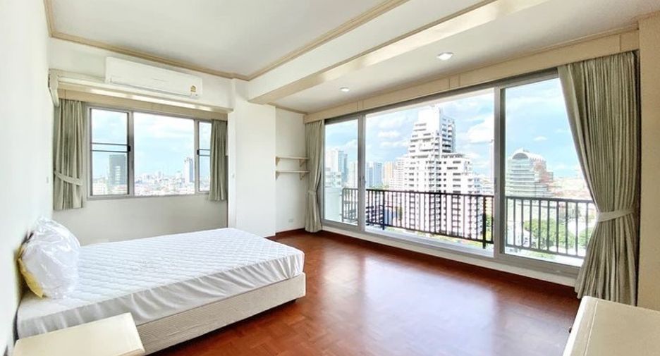 Wohnung zur Miete mit 3 Zimmer in Watthana, Bangkok