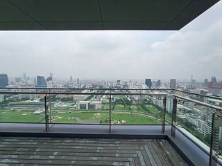 For sale 4 bedrooms condo in Pathum Wan, Bangkok
