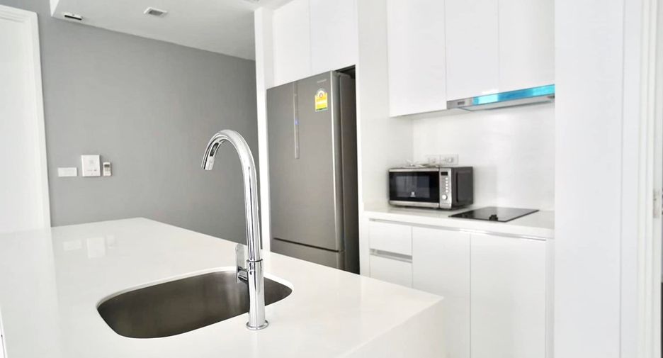 For sale 2 bedrooms condo in Sathon, Bangkok
