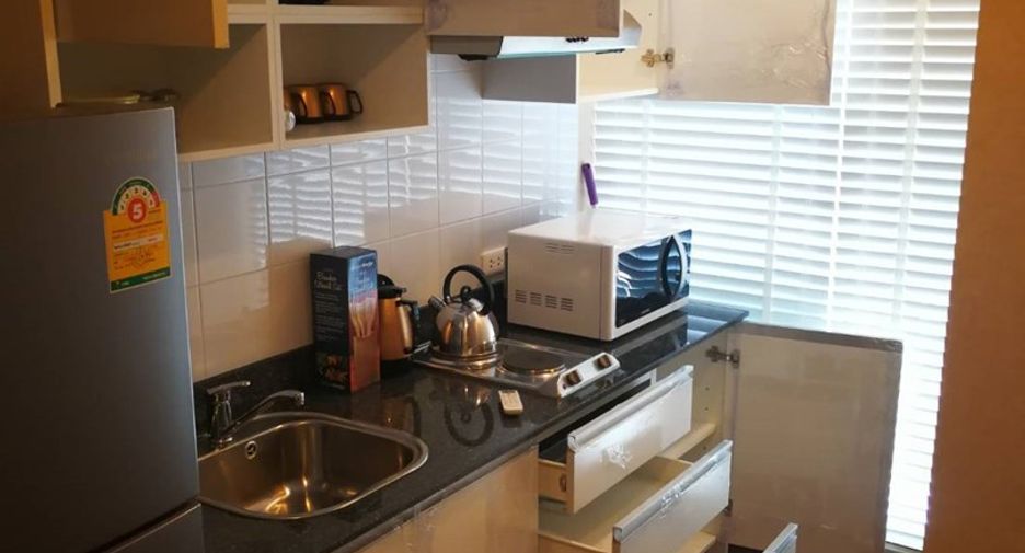 For sale 1 bed condo in Khlong Toei, Bangkok
