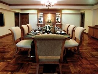For rent 4 bedrooms condo in Watthana, Bangkok