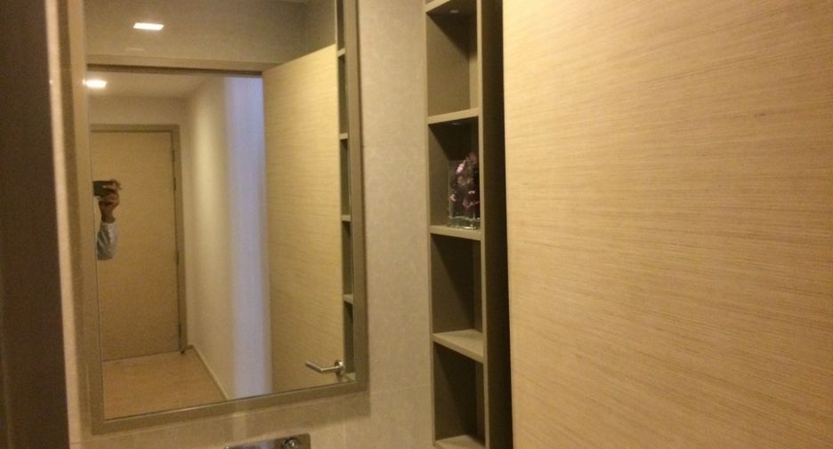 Condo en alquiler de 1 habitaciones en Khlong Toei, Bangkok