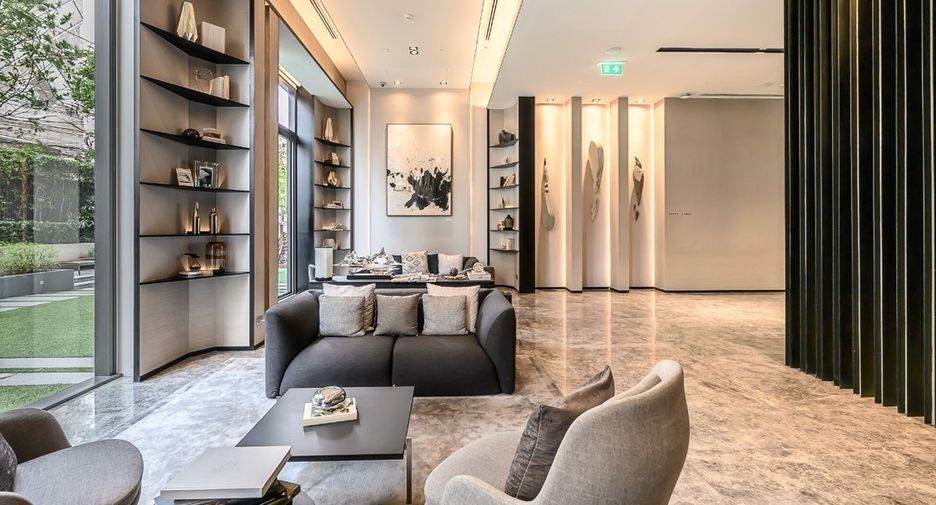 For sale 2 bedrooms condo in Watthana, Bangkok