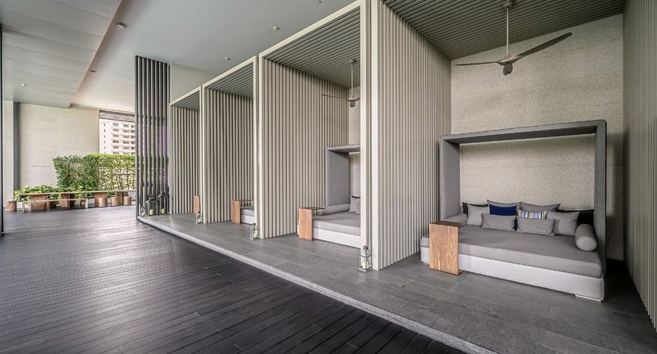 For sale 2 bedrooms condo in Watthana, Bangkok