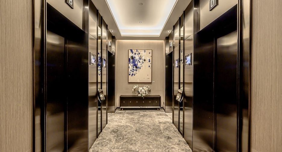 For sale 2 bedrooms condo in Watthana, Bangkok