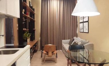 Продажа 1 кровать кондо в Щаттхана, Бангкок