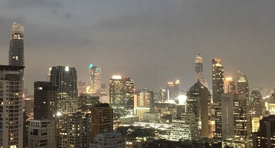 For sale 2 bedrooms condo in Pathum Wan, Bangkok