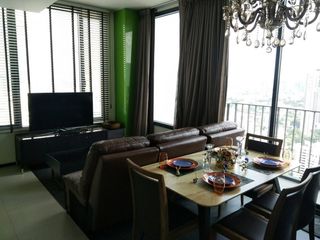For rent 2 bedrooms condo in Khlong Toei, Bangkok