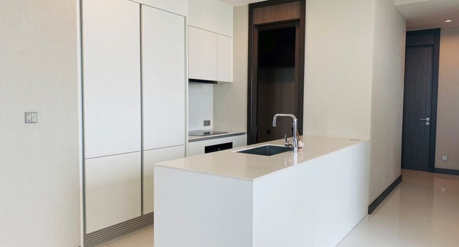 For rent そして for sale 3 ベッドルーム condo in Khlong Toei, Bangkok