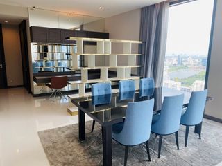 For sale 3 bedrooms condo in Khlong Toei, Bangkok