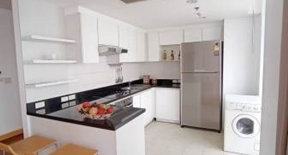 For rent 4 bedrooms condo in Watthana, Bangkok
