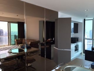 Condo en venta de 2 habitaciones en Sathon, Bangkok