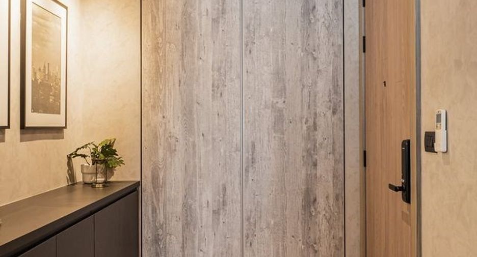 For sale 2 ベッドルーム condo in Watthana, Bangkok