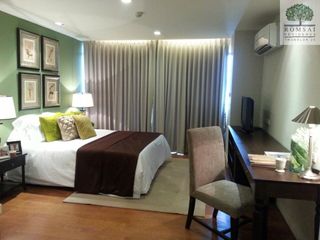 For rent 3 bedrooms condo in Watthana, Bangkok