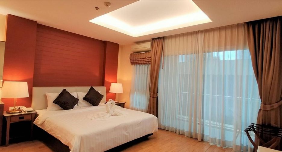 For rent 1 bed condo in Khlong Toei, Bangkok