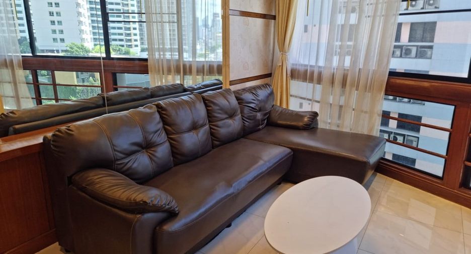 For sale 3 bedrooms condo in Khlong Toei, Bangkok