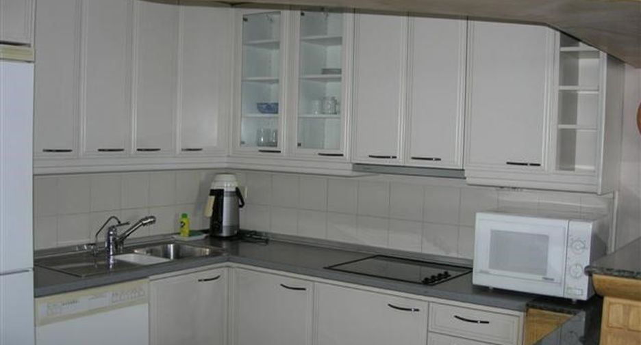 ขาย 2 ห้องนอน คอนโด ใน คลองเตย, กรุงเทพฯ