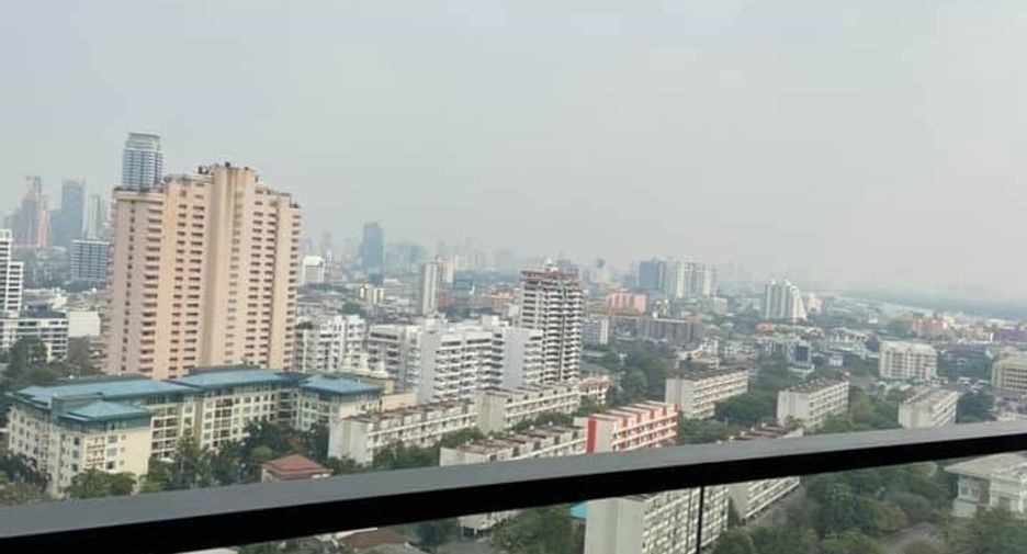 For sale 1 bed condo in Sathon, Bangkok