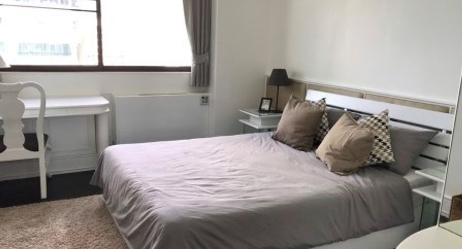 For rent 2 bedrooms condo in Sathon, Bangkok