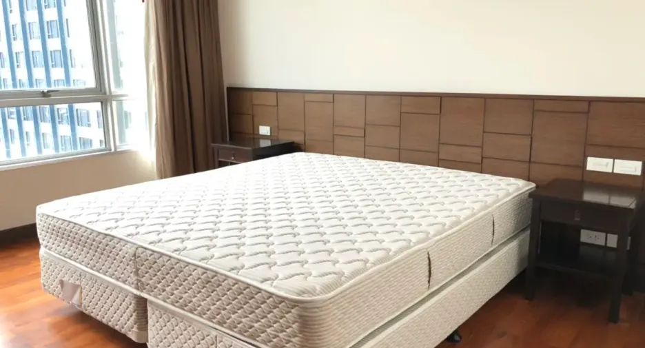 Wohnung zur Miete mit 3 Zimmer in Watthana, Bangkok