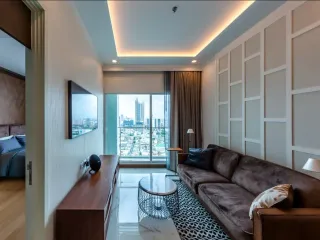 出售 1 卧室 公寓 在 Bang Rak, 曼谷