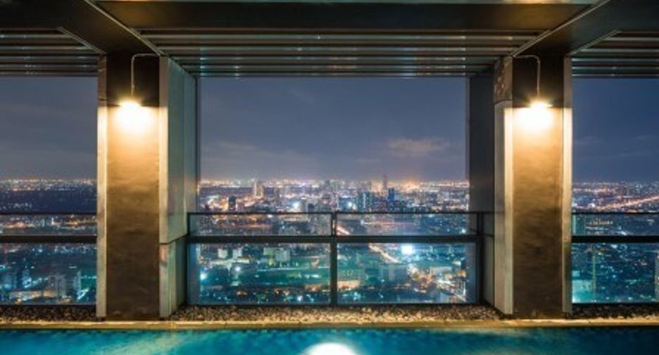 For sale 4 bedrooms condo in Sathon, Bangkok