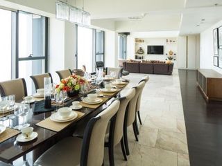 For sale 4 bedrooms condo in Sathon, Bangkok