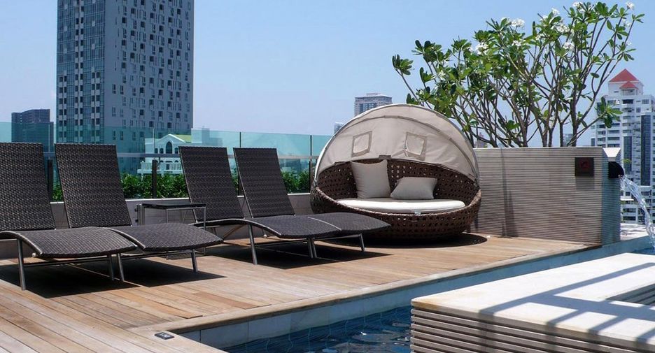 For rent and for sale 2 bedrooms condo in Watthana, Bangkok