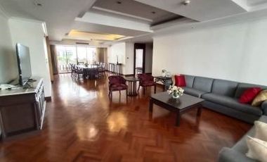 For rent 3 bedrooms condo in Watthana, Bangkok
