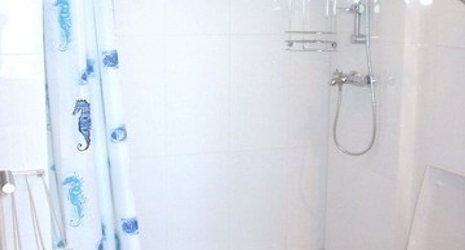 For rent 2 bedrooms condo in Pathum Wan, Bangkok