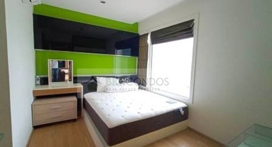 For sale 3 bedrooms condo in Khlong Toei, Bangkok