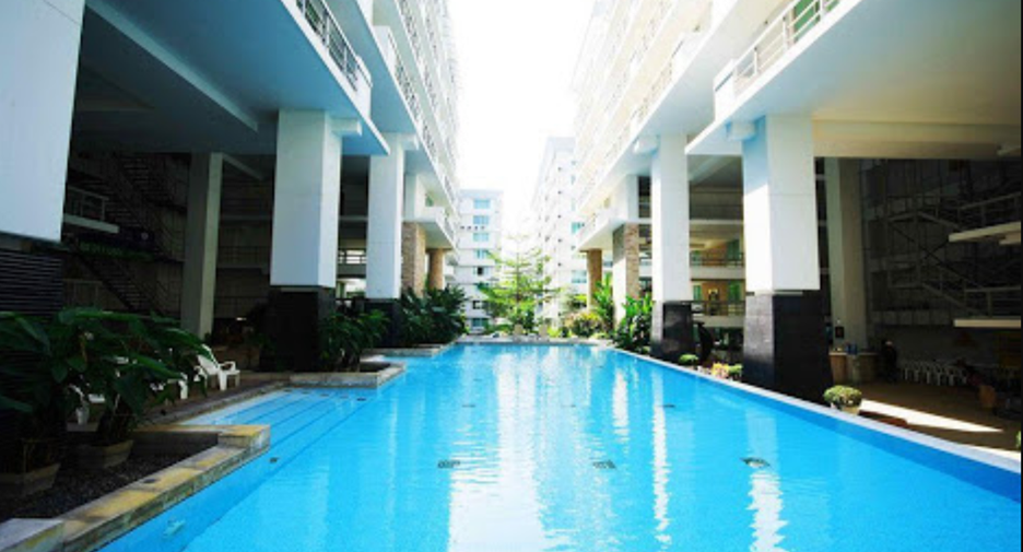 For sale 2 bedrooms condo in Khlong Toei, Bangkok