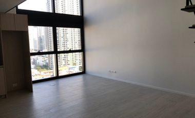 For sale 1 bed condo in Sathon, Bangkok