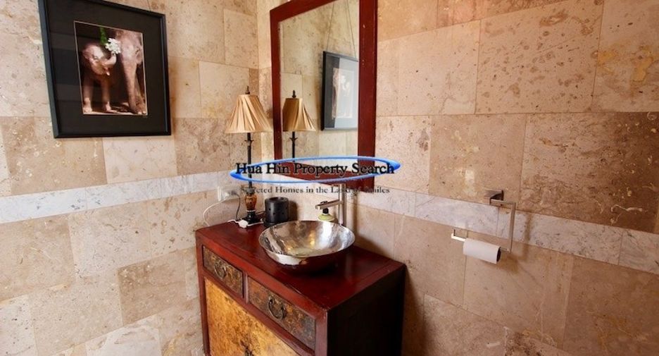 Haus zum Kauf mit 5 Zimmer in Pran Buri, Prachuap Khiri Khan
