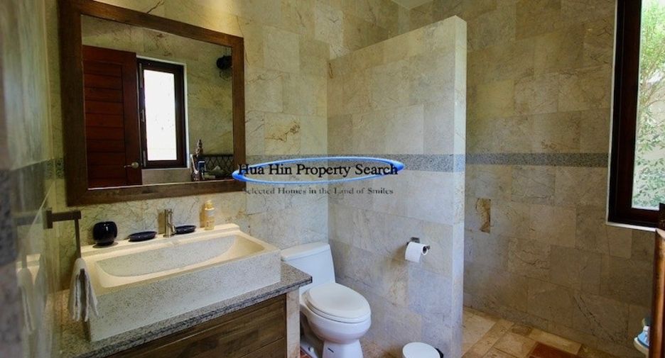 Haus zum Kauf mit 5 Zimmer in Pran Buri, Prachuap Khiri Khan