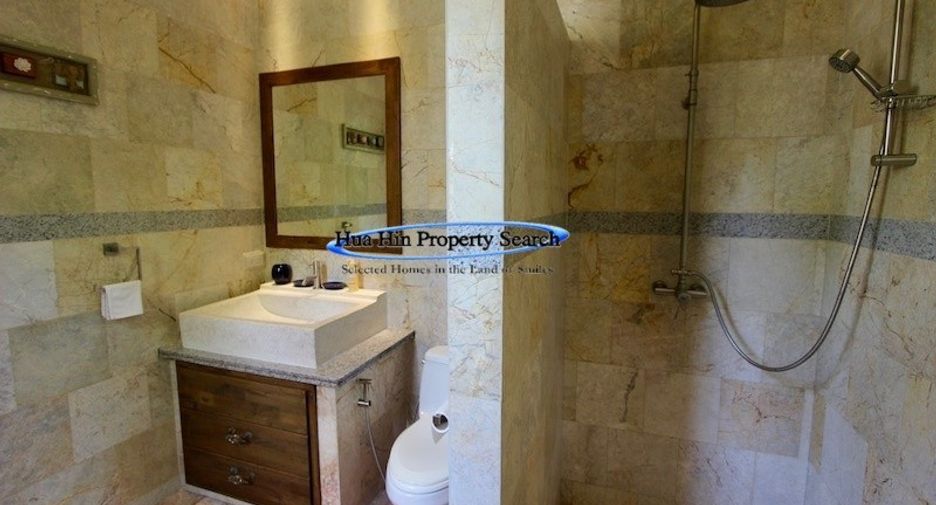 Haus zum Kauf mit 5 Zimmer in Pran Buri, Prachuap Khiri Khan