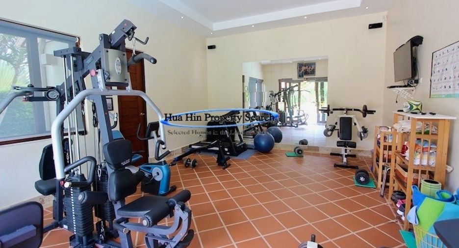 Haus zum Kauf mit 5 Zimmer in Pran Buri, Prachuap Khiri Khan